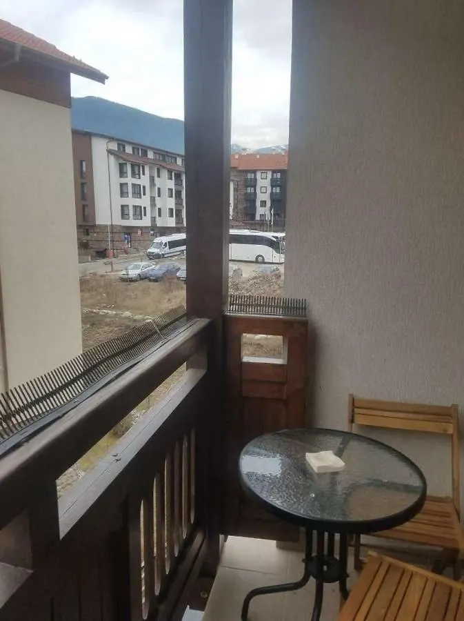 Lucy'S Apartments Emerald Bansko 0*,