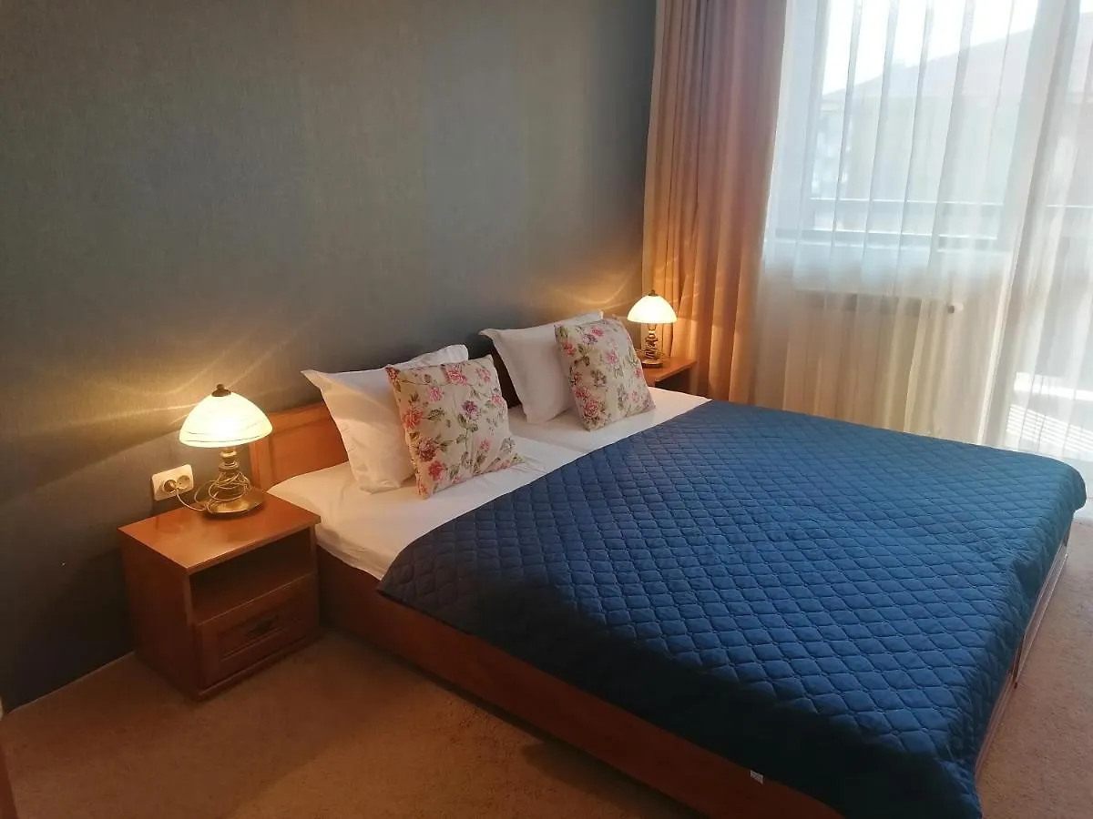 Lucy'S Apartments Emerald Bansko 0*,